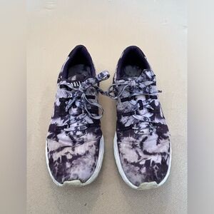 Nobull project purple tie dye size 8 sneakers